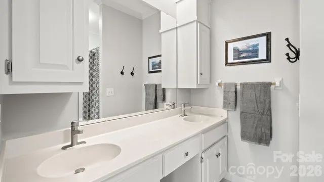 $599,000 | 3523 Kylemore Court, Charlotte, NC 28210