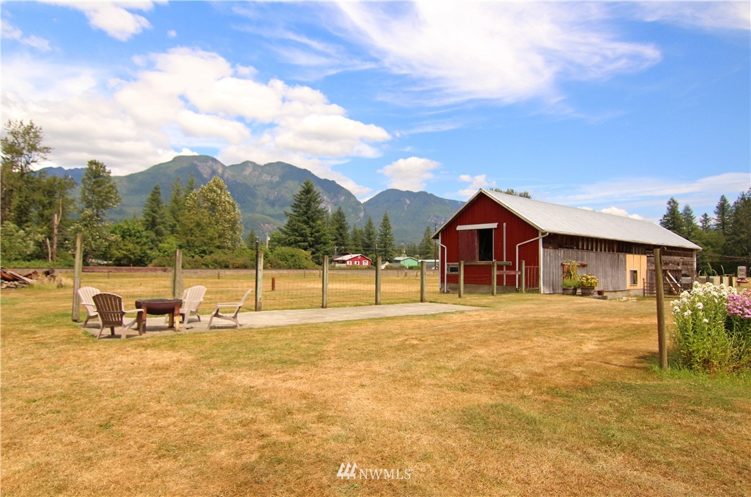 16425 Dorman Road Gold Bar, WA 98251 - Photo 2 of 23