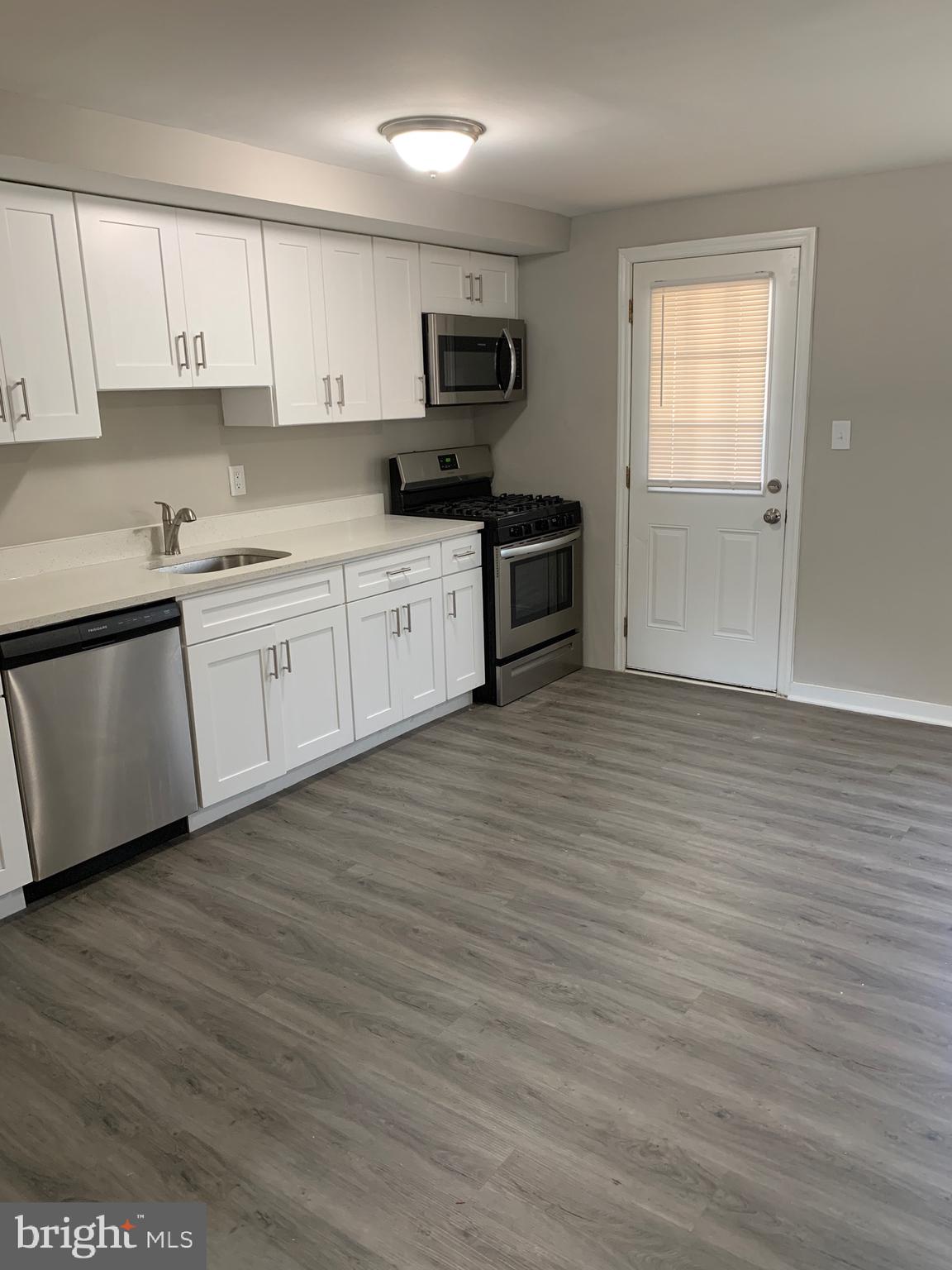 2655 Norland Road Baltimore, MD 21230 - Photo 3 of 19