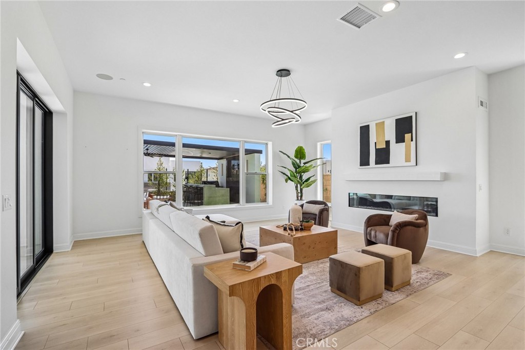 20224 Marlow Lane Porter Ranch, CA 91326 - Photo 6 of 70