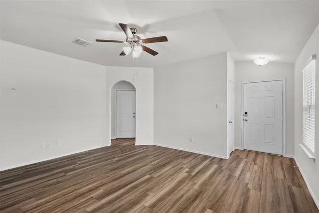 $279,000 | 103 Reagor Drive, Taylor, TX 76574