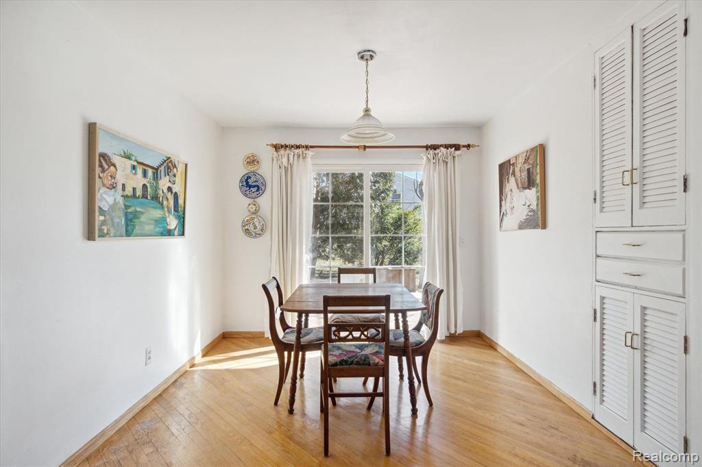 928 Red Oak Road Ann Arbor, MI 48103 - Photo 35 of 76 Gallery Image 35