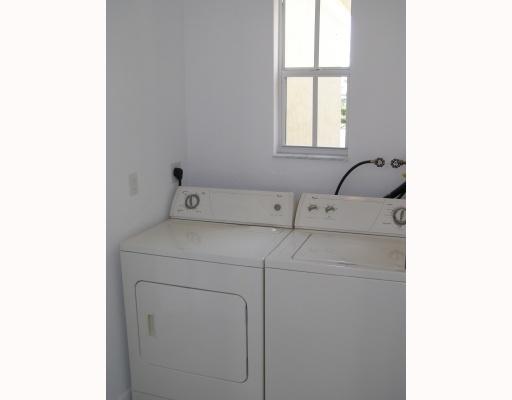 5809 Spanish River Road Fort Pierce, FL 34951 - Photo 13 of 19 laundry_room
