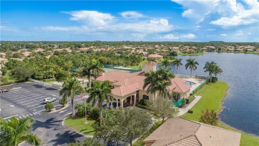 5809 Spanish River Road Fort Pierce, FL 34951 - Photo 15 of 19 club_house
