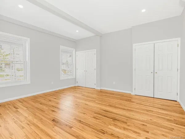$3,900 | 155 Warburton Avenue, Unit 2, Yonkers, NY 10701