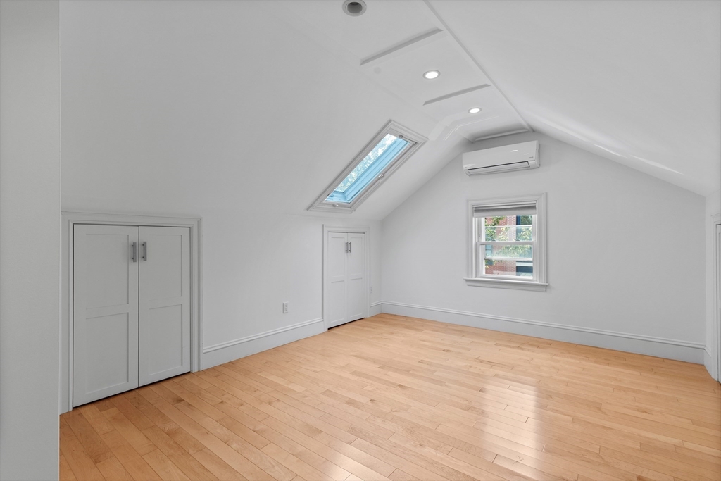 256 West 3rd Street, Unit 2 Boston, MA 02127 - Photo 21 of 30