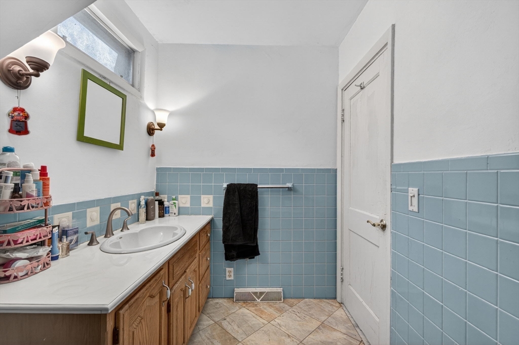 47 Millett Road Swampscott, MA 01907 - Photo 31 of 42