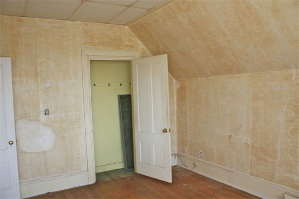 189 Highland Road Tiverton, RI 02878 - Photo 21 of 25 a bathroom with a shower