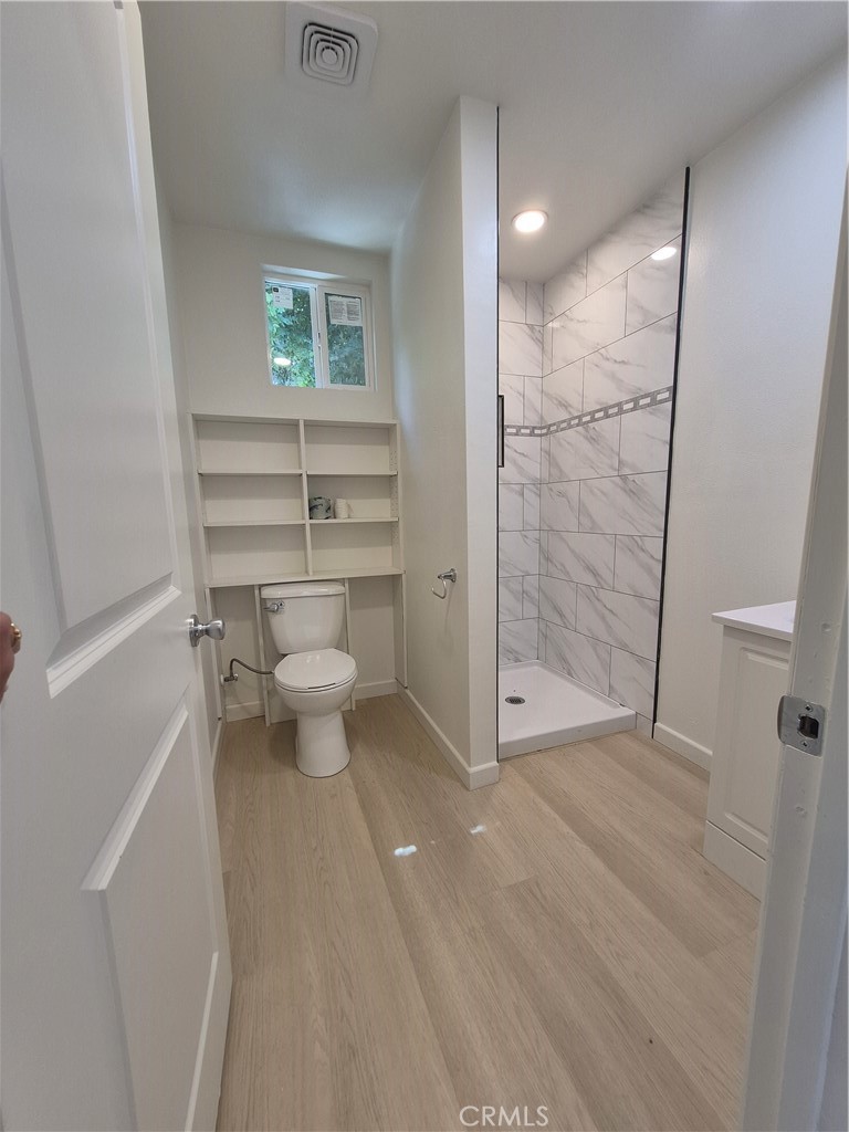 8913 Rathburn Avenue Northridge, CA 91325 - Photo 15 of 17