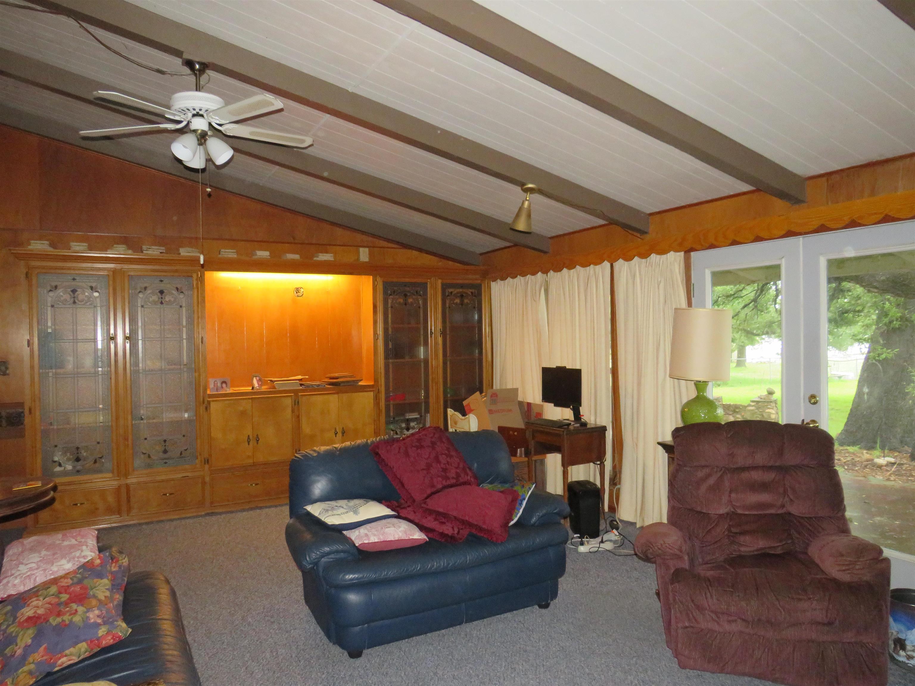 110 West Lakecrest Drive Bluffton, TX 78607 - Photo 12 of 45