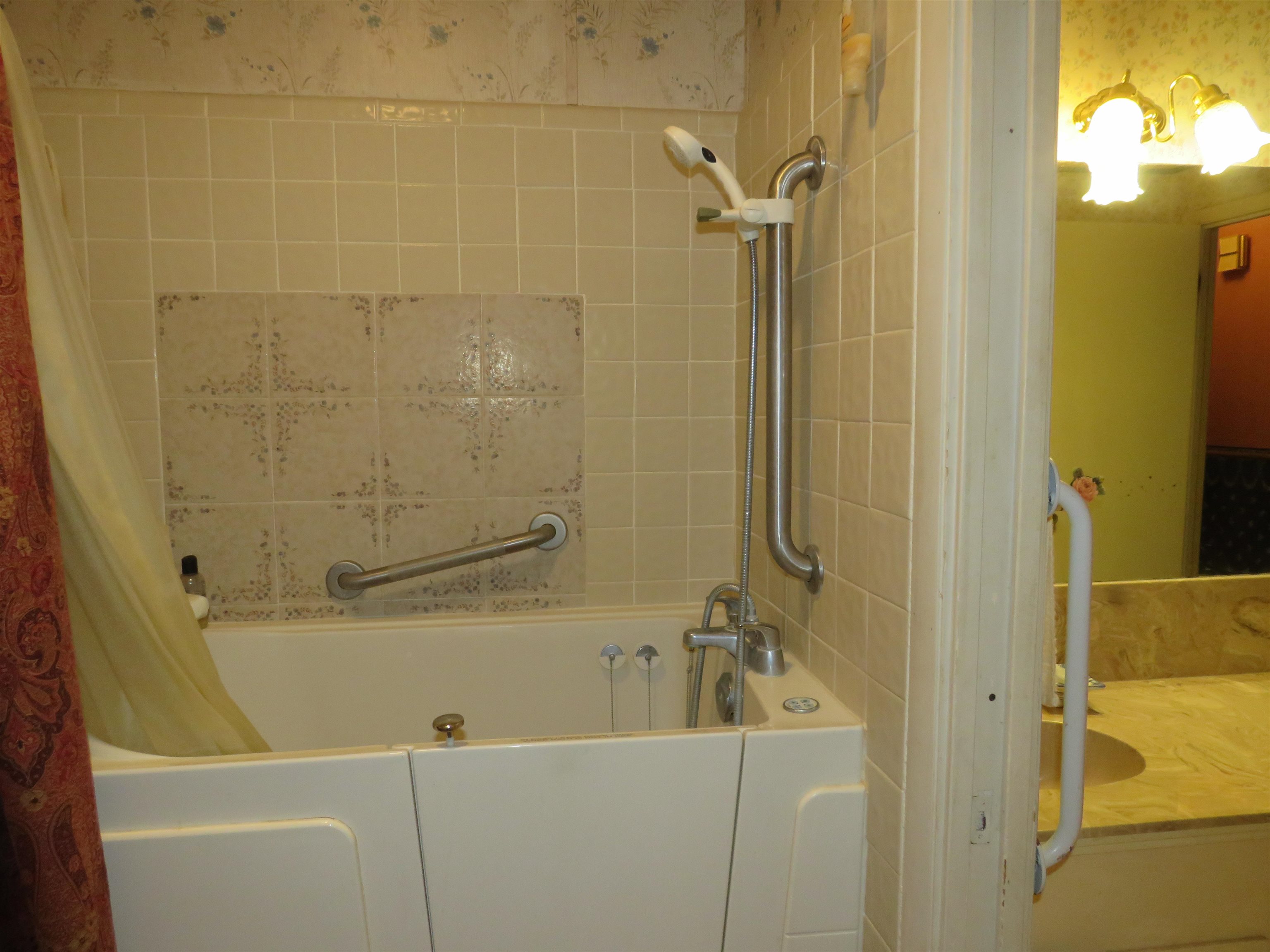 110 West Lakecrest Drive Bluffton, TX 78607 - Photo 24 of 45