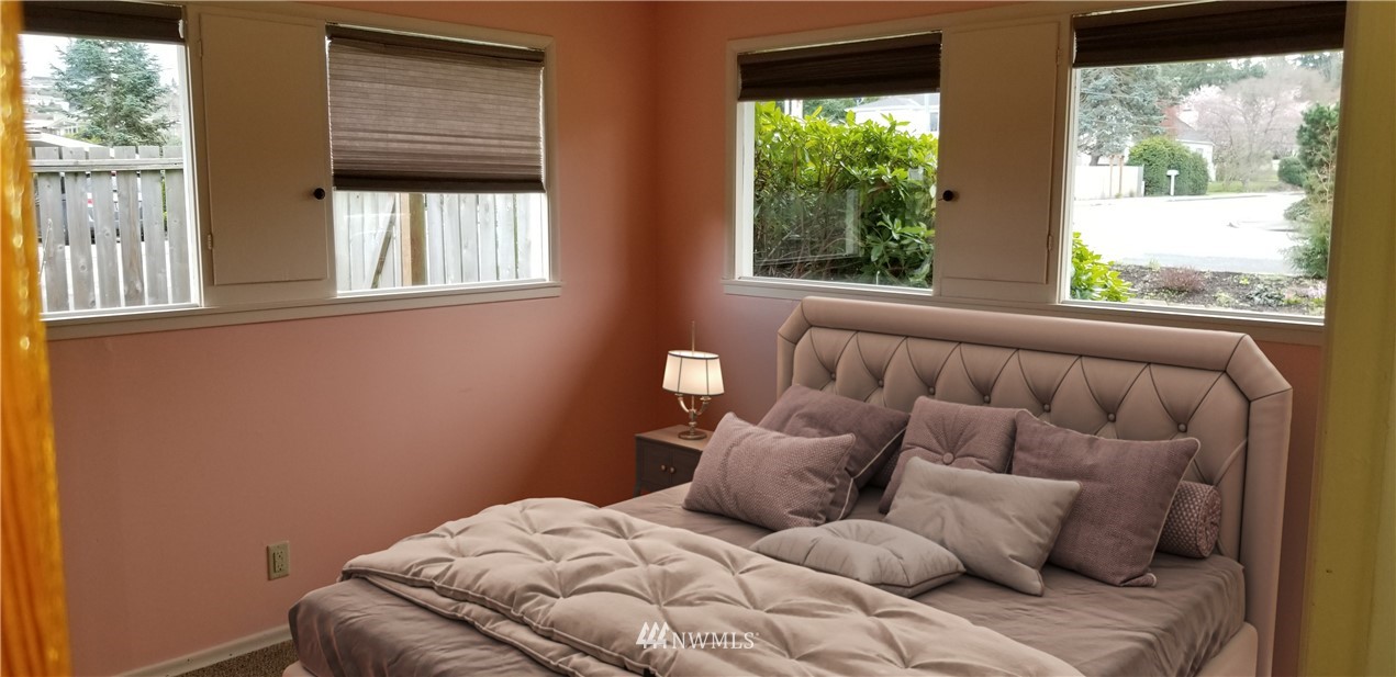 853 Daley Street Edmonds, WA 98020 - Photo 13 of 17 Gallery Image 13