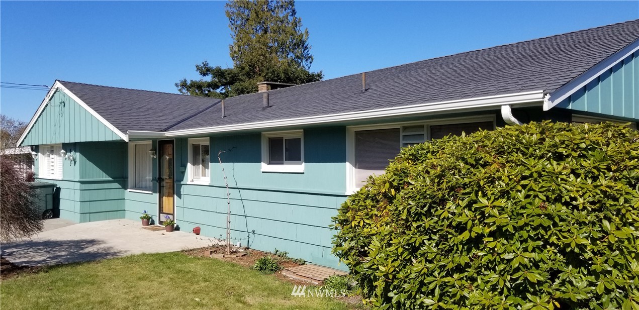 853 Daley Street Edmonds, WA 98020 - Photo 4 of 17 Gallery Image 4
