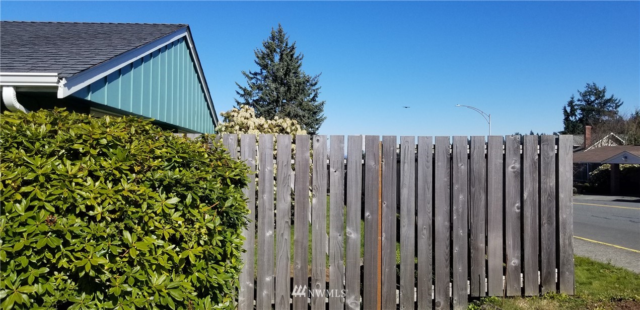 853 Daley Street Edmonds, WA 98020 - Photo 6 of 17 Gallery Image 6