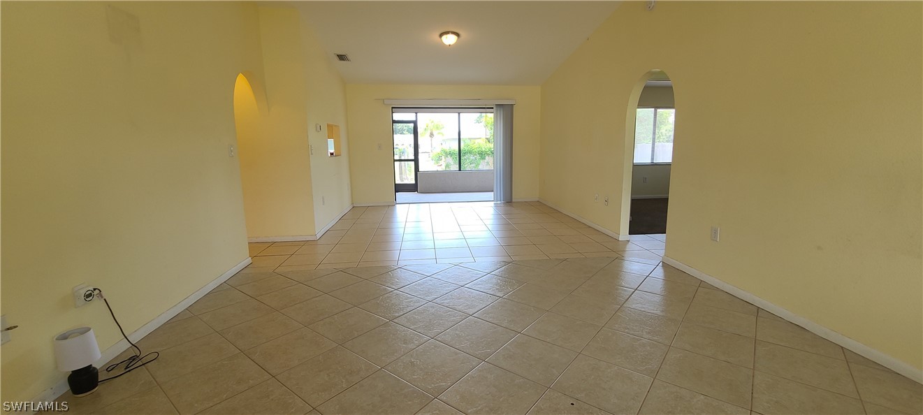 18660 Sebring Road Fort Myers, FL 33967 - Photo 4 of 26 Gallery Image 4
