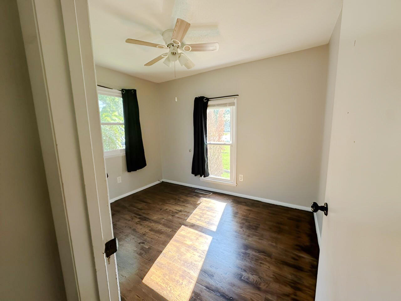 1256 South Meadowview Avenue Springfield, MO 65804 - Photo 13 of 25 image013