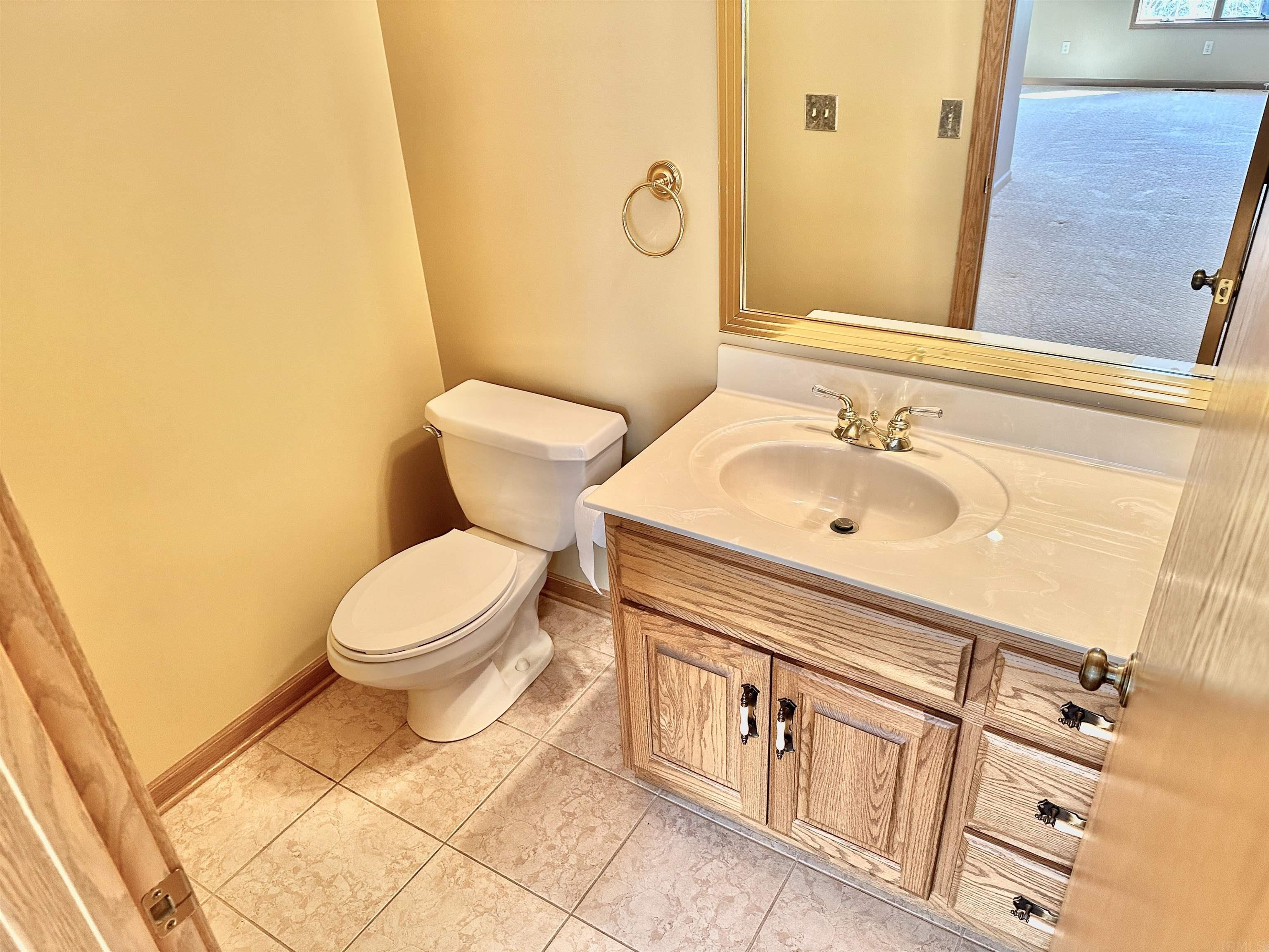 7331 Inverness Cmns Fort Wayne, IN 46804 - Photo 19 of 36 Gallery Image 19