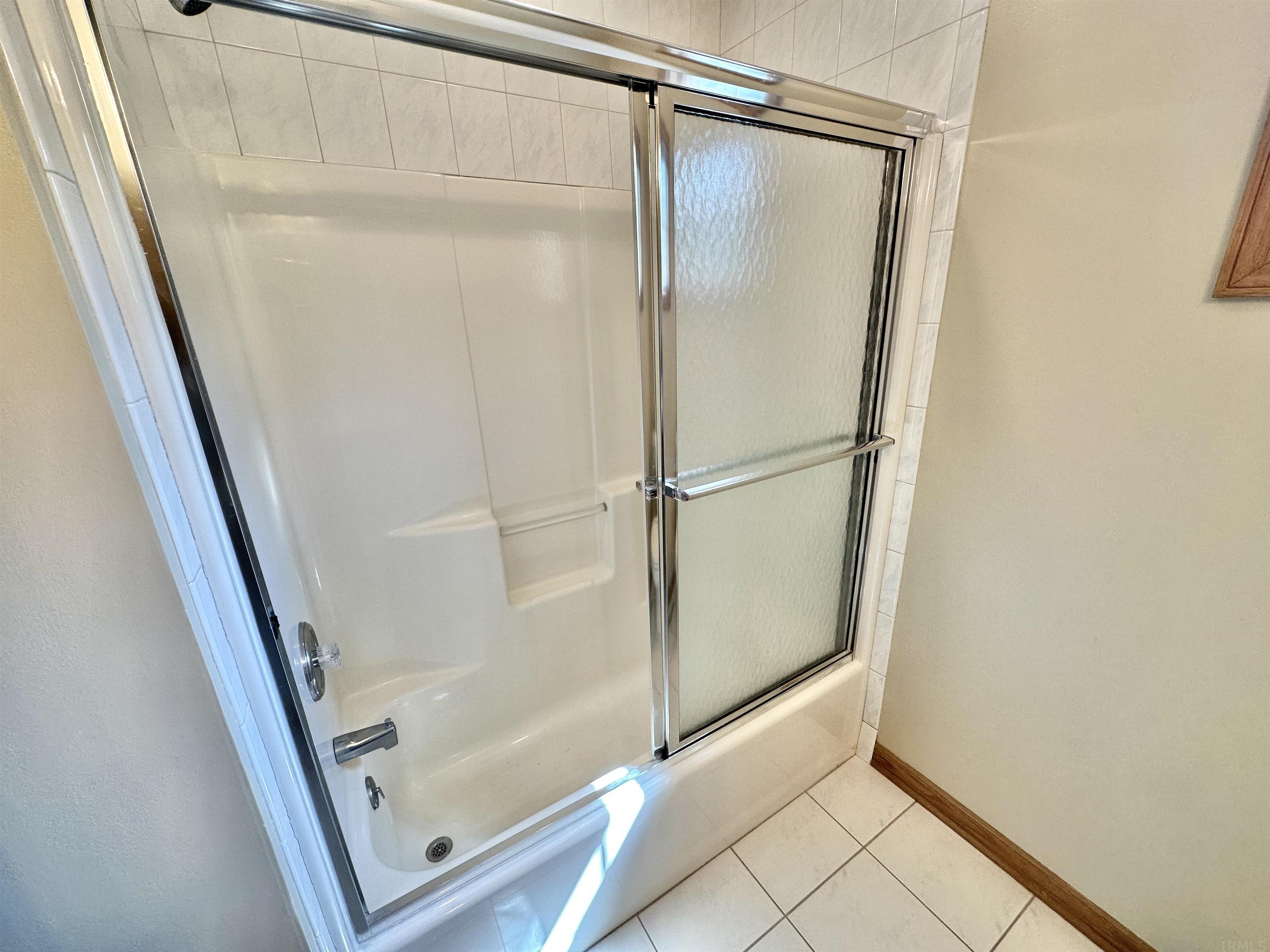 7331 Inverness Cmns Fort Wayne, IN 46804 - Photo 27 of 36 Gallery Image 27
