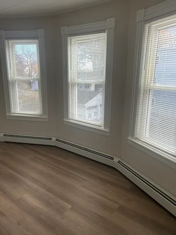 $1,800 | 17 Abington Street, Unit 2, Worcester, MA 01603