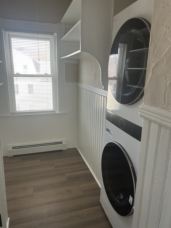 17 Abington Street, Unit 3 Worcester, MA 01603 - Photo 6 of 23 a view of a livingroom with washer and dryer