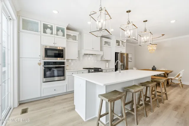 $899,900 | 4052 Heron Drive, Farmingdale, NJ 07727