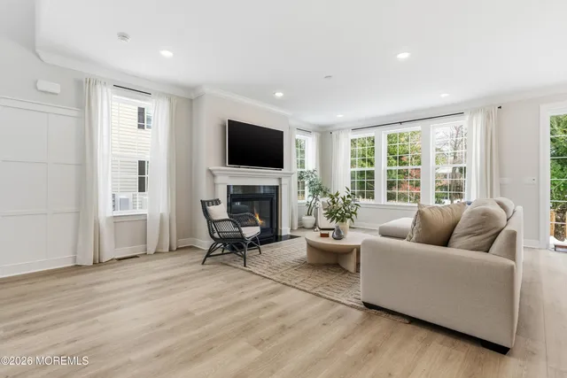 $899,900 | 4052 Heron Drive, Farmingdale, NJ 07727