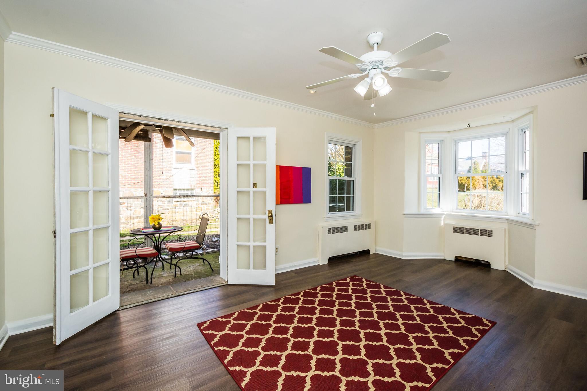 736 Warwick Road Baltimore, MD 21229 - Photo 11 of 54 Thermostat and gas heat*breezy side porch bistro