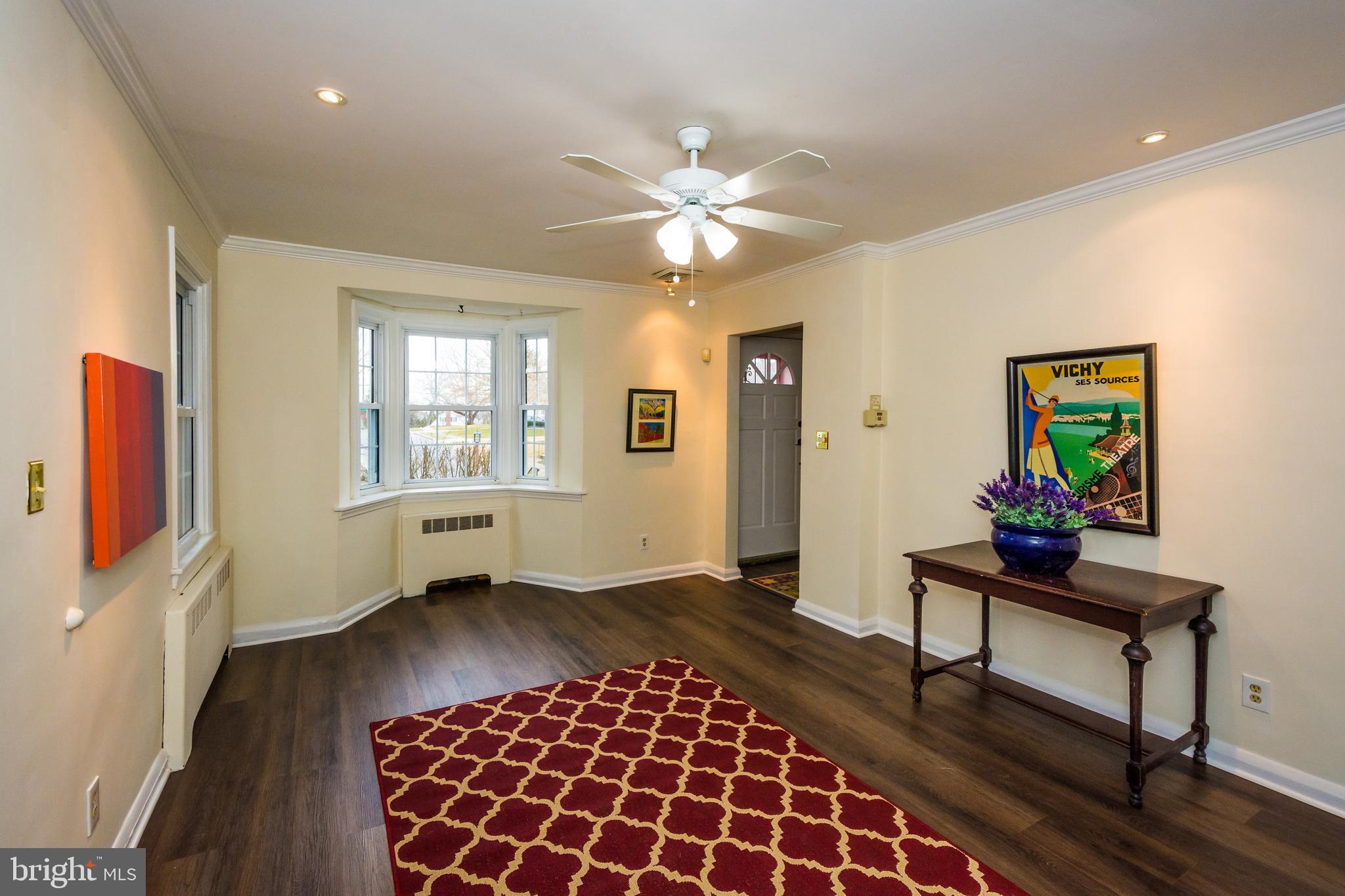 736 Warwick Road Baltimore, MD 21229 - Photo 14 of 54 Looks good from front to back
