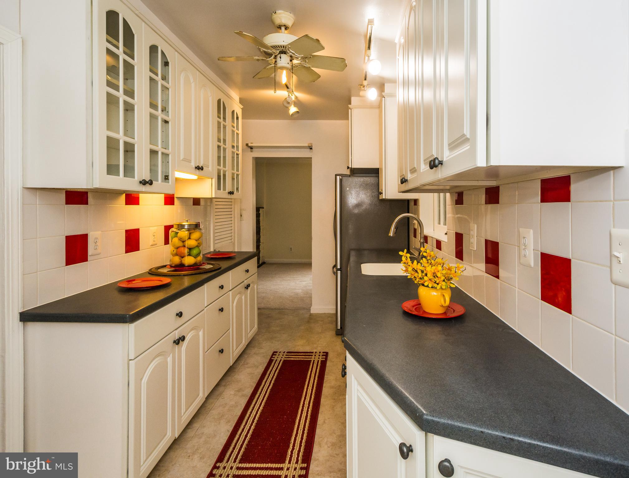 736 Warwick Road Baltimore, MD 21229 - Photo 22 of 54 Great for really useful space