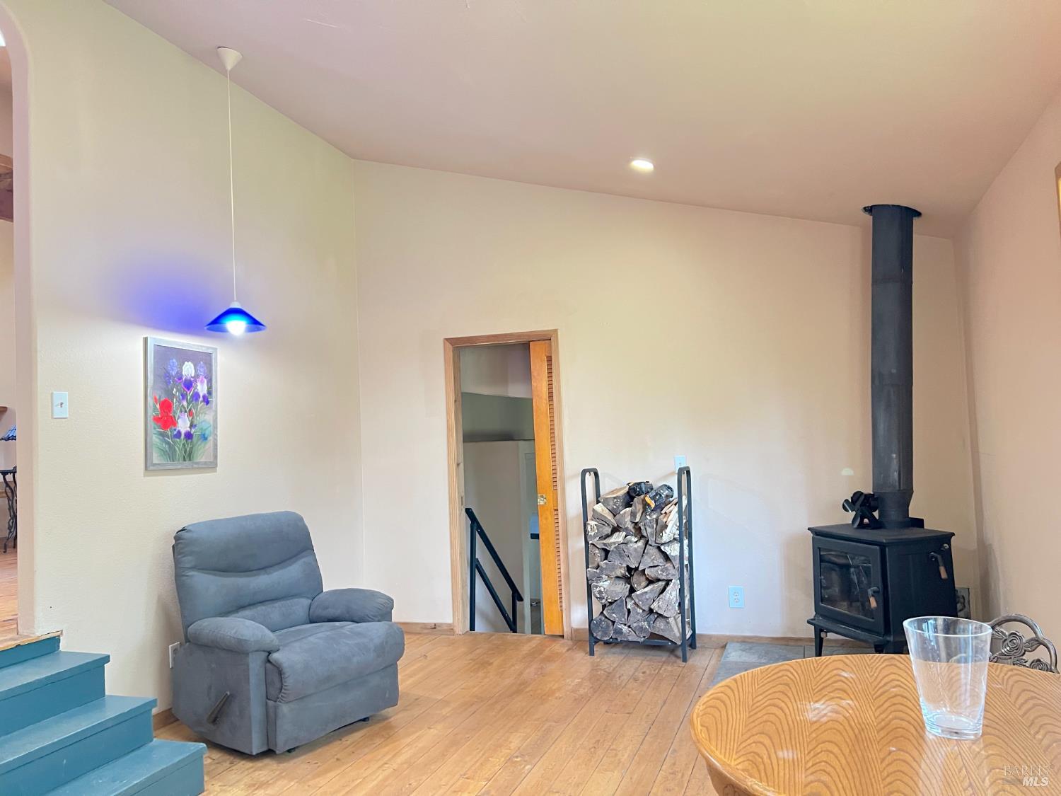 4000 Ridgewood Road Willits, CA 95490 - Photo 25 of 42 a living room with furniture and wooden floor