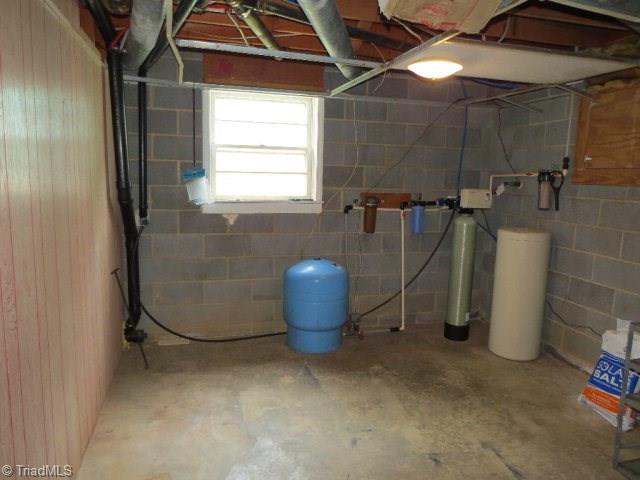 228 Rice Road Reidsville, NC 27320 - Photo 13 of 15 Gallery Image 13