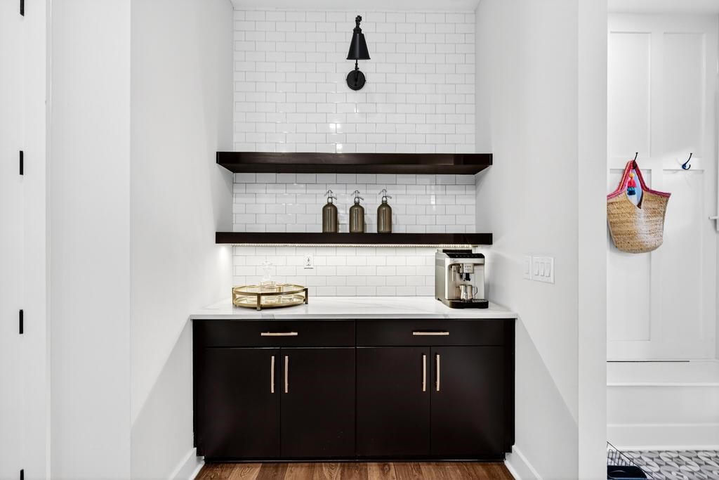 123 South 3rd Street Fernandina Beach, FL 32034 - Photo 14 of 61 Ample storage