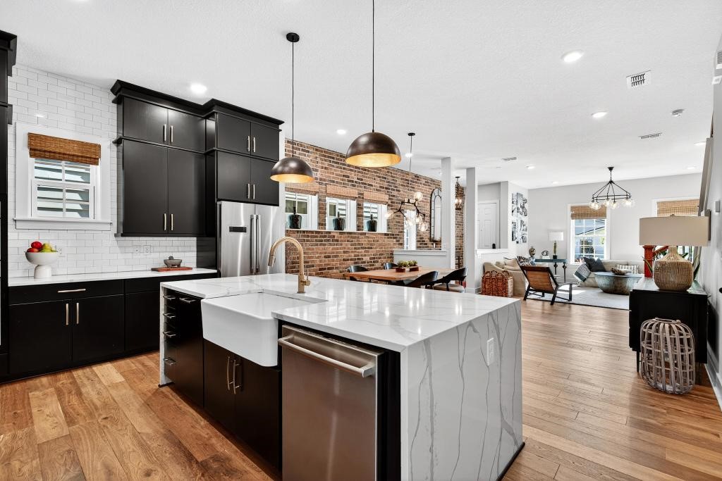 123 South 3rd Street Fernandina Beach, FL 32034 - Photo 16 of 61 Curtain sink