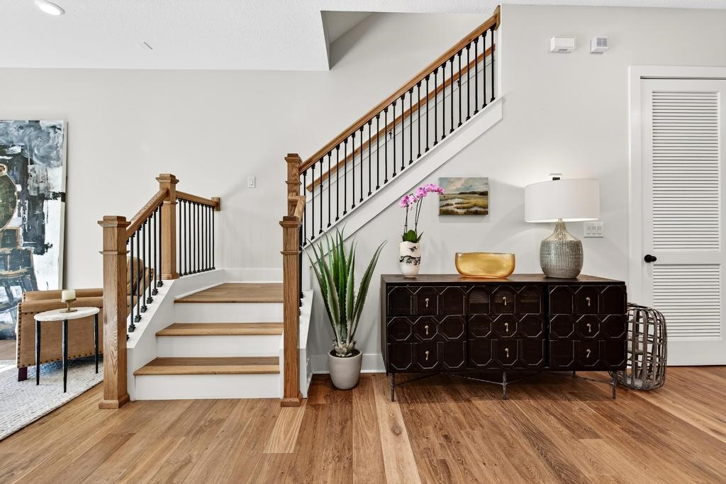 123 South 3rd Street Fernandina Beach, FL 32034 - Photo 24 of 61 Grand staircase