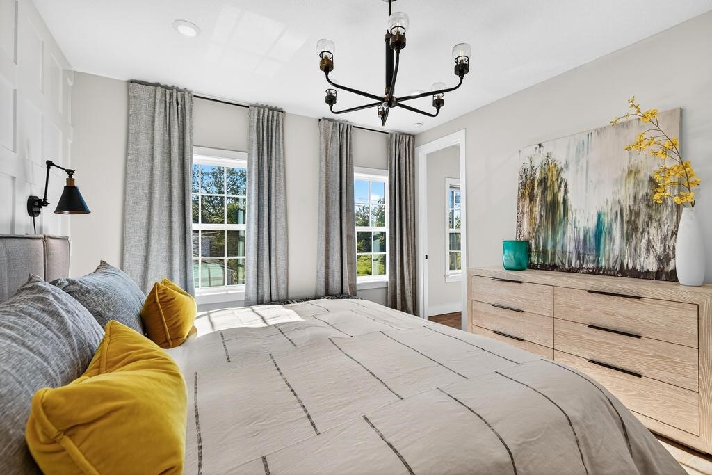 123 South 3rd Street Fernandina Beach, FL 32034 - Photo 27 of 61 Primary bedroom w/blackout drapery