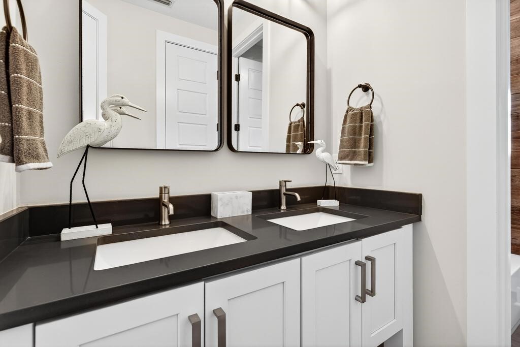 123 South 3rd Street Fernandina Beach, FL 32034 - Photo 36 of 61 Custom vanity