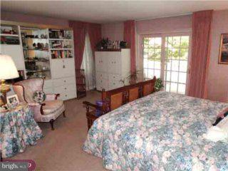 118 Pugh Road Wayne, PA 19087 - Photo 3 of 6