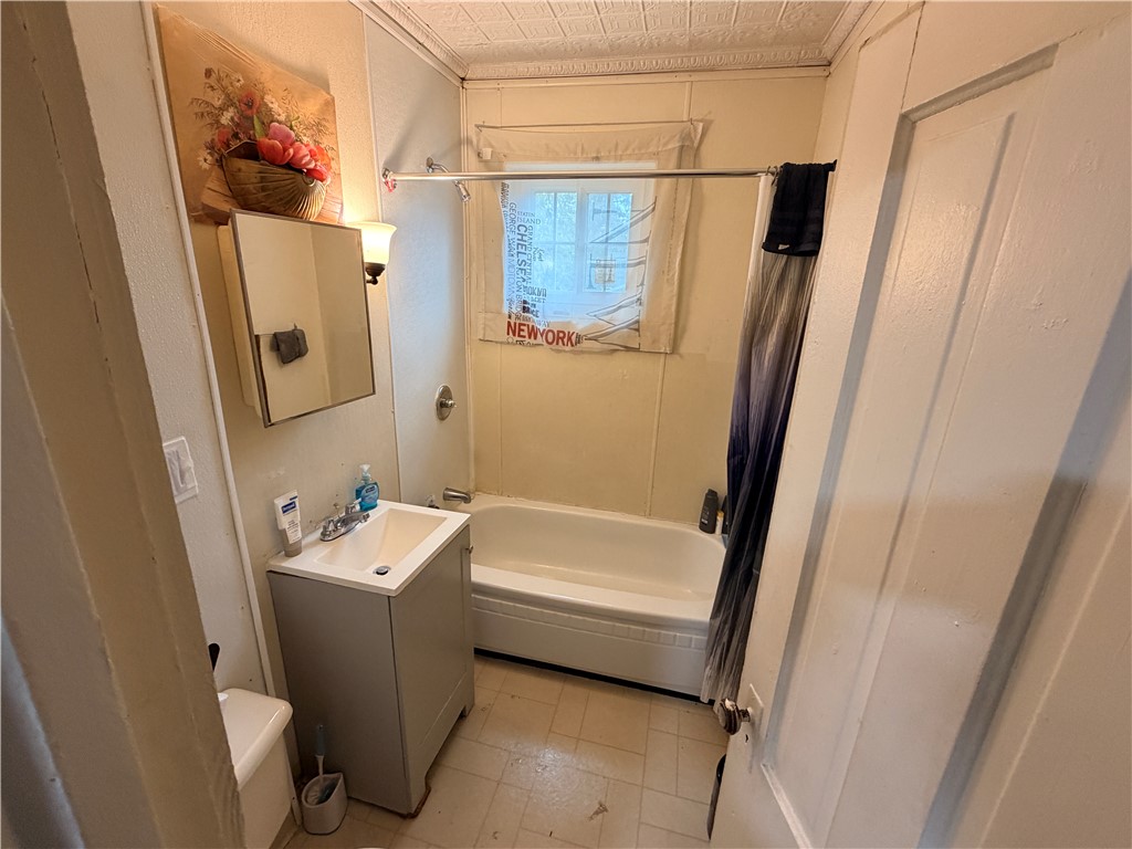 35 Curtis Street Rochester, NY 14606 - Photo 7 of 18