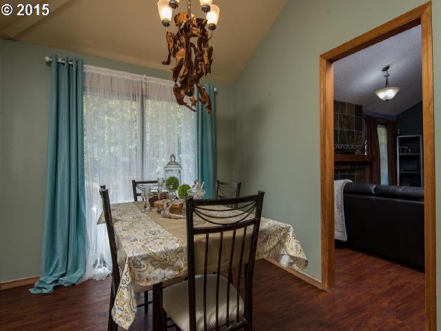 430 Lawton Road Oregon City, OR 97045 - Photo 5 of 16 Gallery Image 5