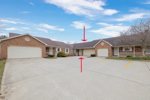 $225,000 | 1408-2 Kentfield Way, Goshen, IN 46526