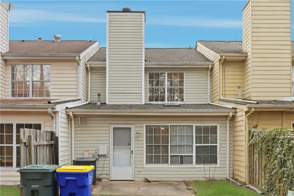 $269,000 | 2090 Fairways Court, Kennesaw, GA 30144