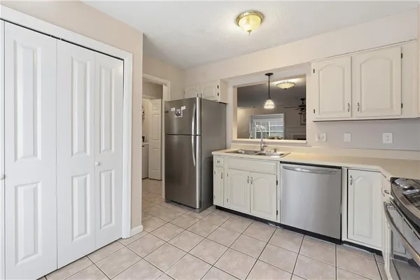 $269,000 | 2090 Fairways Court, Kennesaw, GA 30144