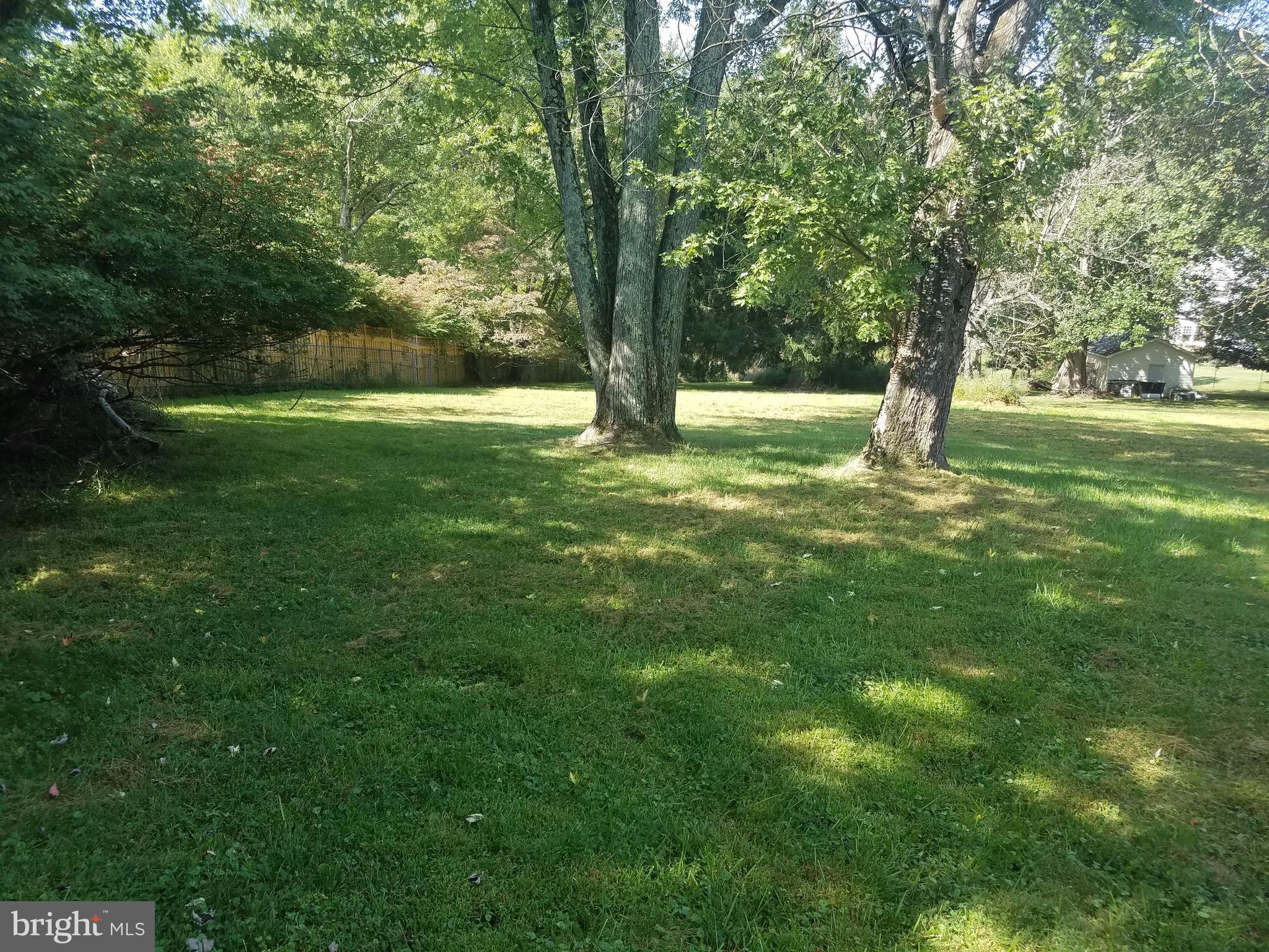 11290 South Glen Road Potomac, MD 20854 - Photo 10 of 25 Exterior (Rear)