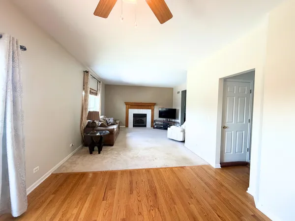 $445,000 | 1715 Brighton Lane, Plainfield, IL 60586