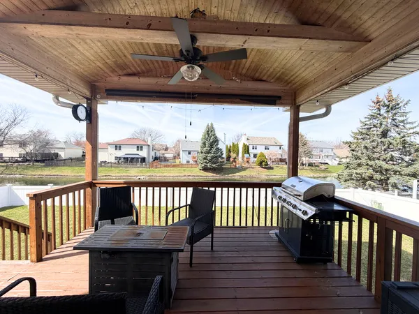 $445,000 | 1715 Brighton Lane, Plainfield, IL 60586