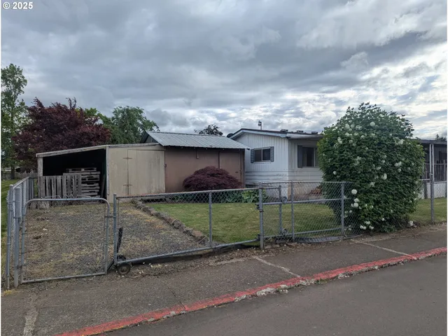 $200,000 | 3034 Surfwood Drive Northeast, Salem, OR 97305