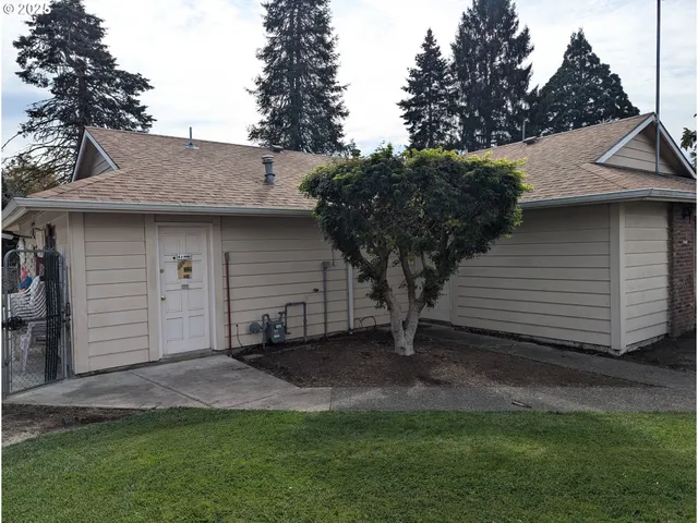 $200,000 | 3034 Surfwood Drive Northeast, Salem, OR 97305