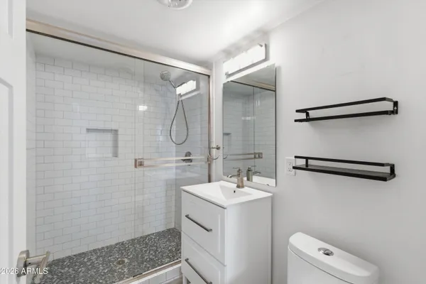 $465,000 | 334 West Medlock Drive, Unit C201, Phoenix, AZ 85013