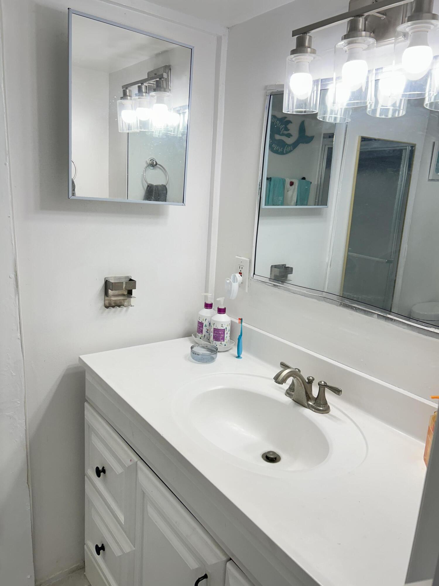 1325 South 33rd Road Hollywood, FL 33021 - Photo 11 of 27 IMG_2609