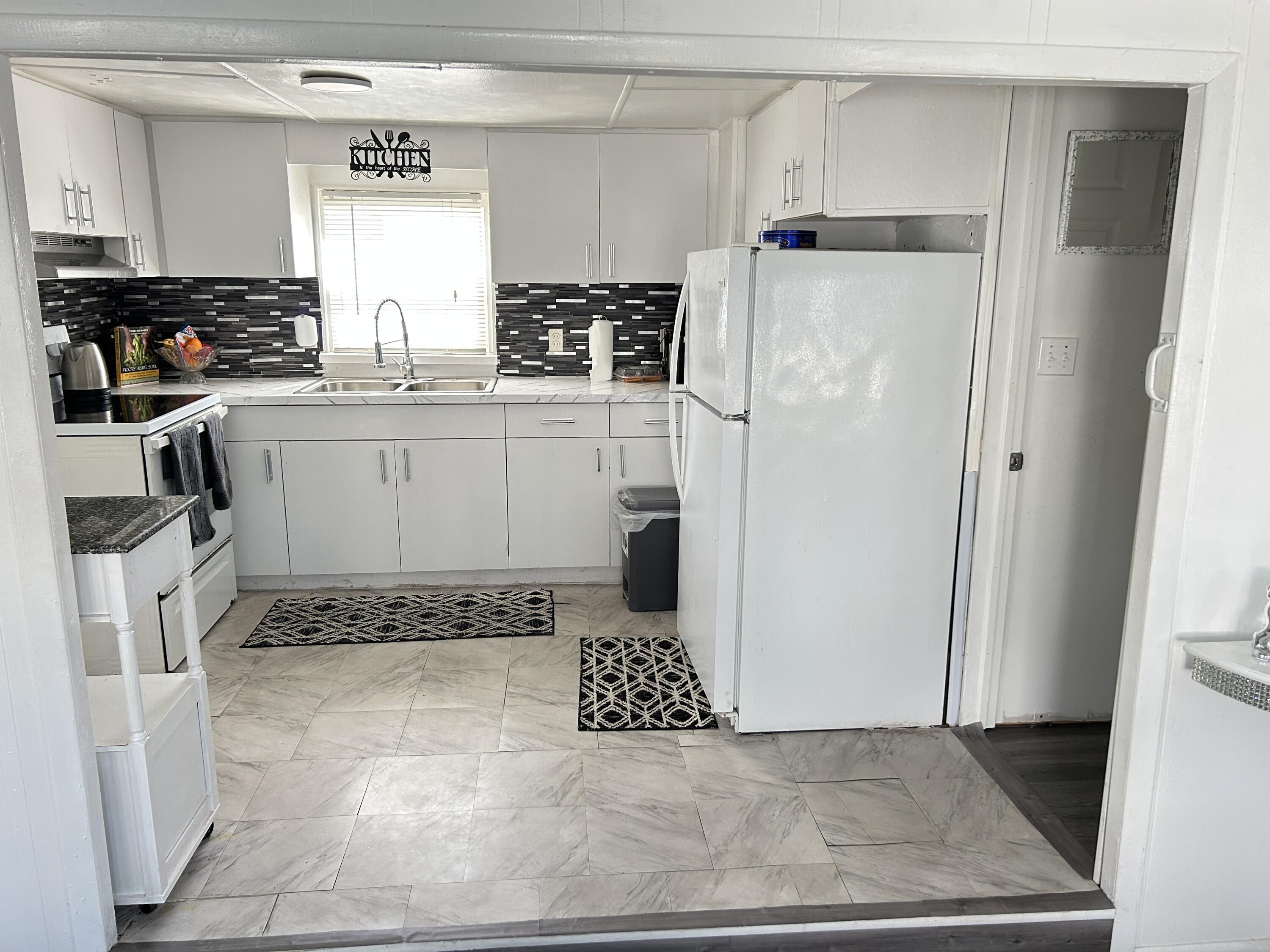 1325 South 33rd Road Hollywood, FL 33021 - Photo 12 of 27 IMG_2611